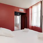 Apartahotel Frenchdoor Corneille