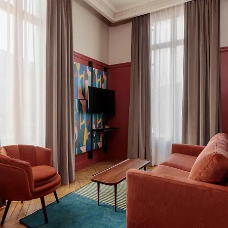 Aparthotel Corneille - Entree Autonome, Reception En Ligne - Encore Mieux