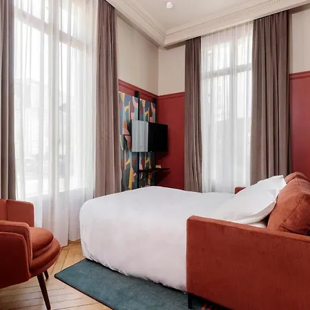 Corneille - Entree Autonome, Reception En Ligne - Encore Mieux Tours