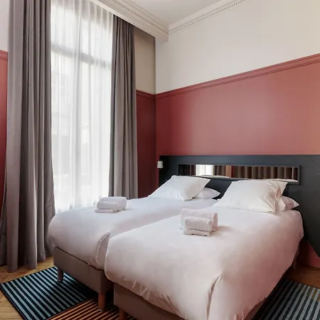 Corneille - Entree Autonome, Reception En Ligne - Encore Mieux Aparthotel 3*