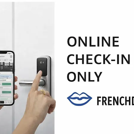 Ξενοδοχείο με διαμερίσματα Frenchdoor Corneille 3*