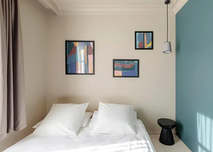 Frenchdoor Tours Corneille 3* Tours