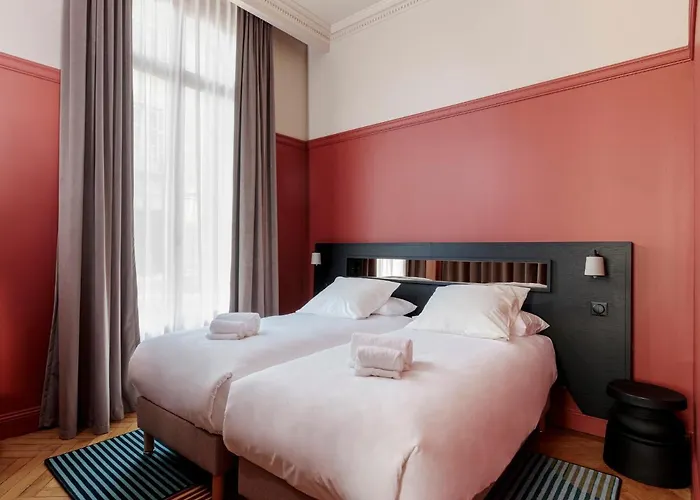 Frenchdoor Tours Corneille 3* Tours