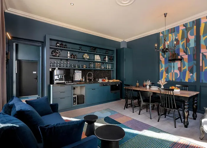 Apartmanhotel Frenchdoor Tours Corneille 3*