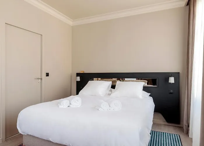 Frenchdoor Tours Corneille Apartmanhotel Tours